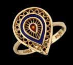טבעת זהב 14K וכסף, בדגם מרקיזה, משובצת יהלומים במשקל כולל של כ- 1.00.ct 116. טבעת טוויסט זהב 9K, משובצת ספירים ויהלומים קטנים. 117.