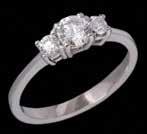 טבעת ETERNITY זהב לבן 14K, משובצת יהלומים במשקל