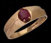 טבעת זהב 18K, חישוק מחורץ מעוטר באלמנטים משובצים יהלומים וספירים
