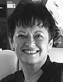אסתטיקה ברפואת שיניים פרופ דיאנה רם פרופ רם נולדה באורוגוואי. היא סיימה את לימודי רפואת השיניים במונטווידאו, אורוגוואי בשנת 1982 ועלתה לארץ בשנת 1985.