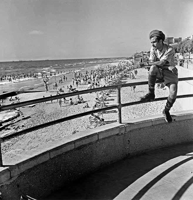 beach, 1948 הטיילת בחוף