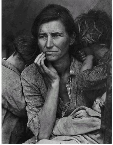 דורותיאה לאנג Lange( )2311-2111 Dorothea בודדות הן הצלמות שהצליחו להשאיר את חותמן על עולם הצילום בעת שהיה מקצוע שנשלט לרוב על ידי גברים. היא נולדה בארה"ב לזוג מהגרים מגרמניה.