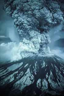 הרי געש "בשעה 08.30 בבוקר, ה- 18 במאי 1980, הרעישה התפרצות עצומה את מדינת וושינגטון. הר הגעש סנט הלן Hellen),(Mt. St.