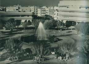 ארץ ישראל בתמונות אלבום בהוצאת "פלפוט" ארץ-ישראל בתמונות / Eretz- Genuine Photographs of.israel הוצאת "פלפוט", הרצליה, ]שנות ה- 40 [.