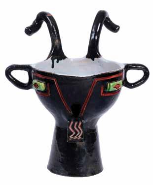 Spout broken and restored. Opening Price: $1000 269. קערה מוגבהת - אהרן כהנא קערה מוגבהת, מעשה ידי אהרן כהנא. חמר צבוע ומזוגג. חתום: "כהנא". מעוצבת בסגנון כני-קטורת וכלי פולחן קדומים.