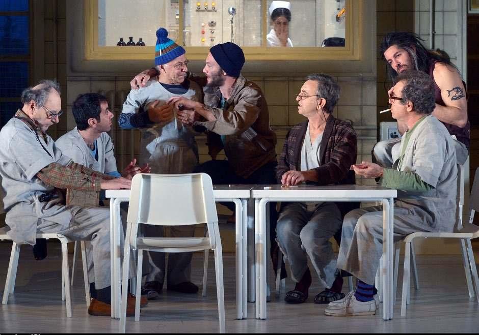 The play's message is that the sanity of those deined as "normal" is always relative.