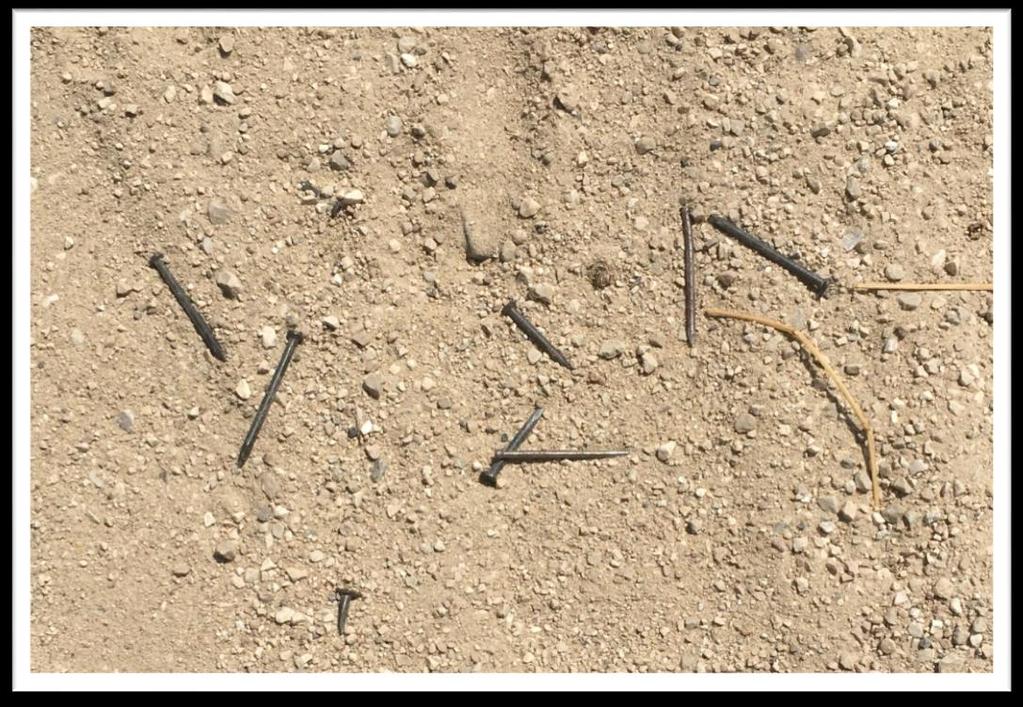מקרה 1 )מקרה אמיתי( : ערב ל"ג בעומר, הילדים עושים מדורה בקרבת הבית וכמובן שהקרשים מלאים מסמרי ברזל.
