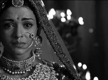 Bollywood: The Greatest Love Story Ever Told India, 2011 / 81 Minutes English, Hindi, Hebrew subtitles בוליווד סיפור האהבה הגדול של כל הזמנים הודו, 81 / 2011 דקות אנגלית, הודית, תרגום לעברית