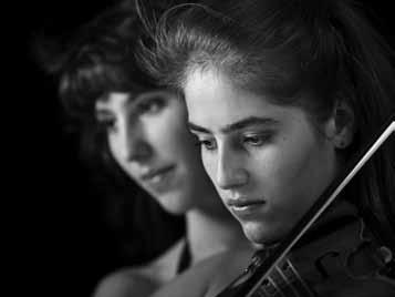 Invisible Strings: The Talented Pusker Sisters Hungary, 2010 / 70 Minutes Hungarian, Hebrew subtitles Director: Ágnes Sós Producers: Dorota Roszkowska, György Czutor Cinematographers: András