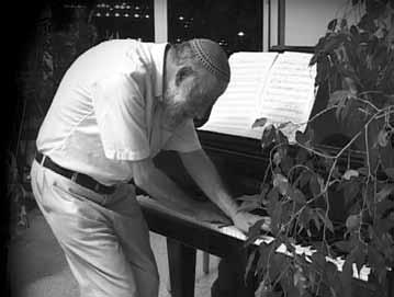 מוסיקה קלאסית / תיעודי Score for a Salmon s Life Israel, 2010 / 80 Minutes Hebrew, English subtitles Director & Producer by: Ilan Tzarfati Editor: David Maisel Cinematography: Eyal Tzarfati, Sivan