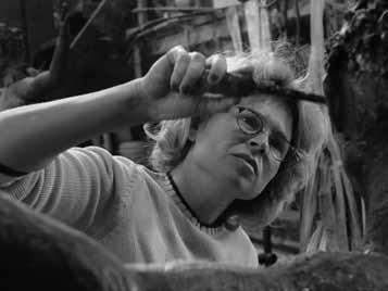 אמנות פלסטית / תיעודי Out in the World: Four Israeli Artists USA, 2011 / 60 Minutes English, Hebrew subtitles Directors & Producers: Karen Goodman, Kirk Simon Cinematographers: Buddy Squires, Gregory