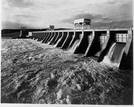 ציבור,פארקים ושדות תעופה Tennessee Valley Authority רשות עמק ( (טנסי New Deal Program, built dams throughout a seven state region to