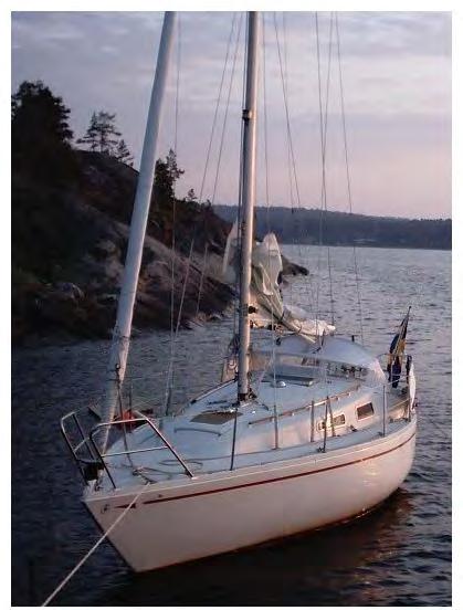 אתר החדשות( ספינה לעזה"" דף הפייסבוק של( 5 סירה מאותו הדגם כמו הספינה השלישית, שנרכשה בידי הקמפיין ) אתר הקמפיין השבדי של " ספינה