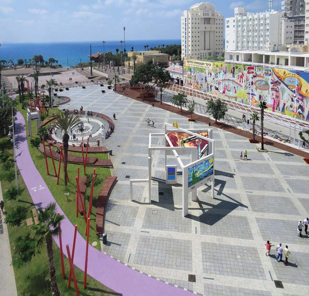netanya city center, 2013 Top: The Independence Square. Right page: The pedestrian section. Ishai Wilson Architecture Dr. Edna Yishai-Wilson, Dr.