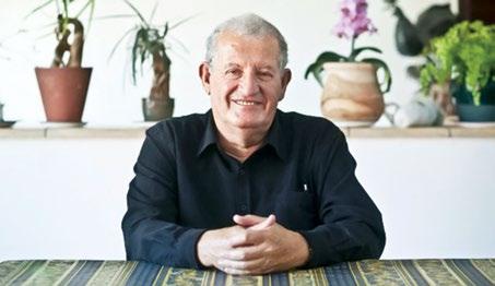 באקדמיה 3 דבר הנשיא אוניברסיטה צעירה צומחת ושאפתנית אנו כרגע בעיצומה של שנת הלימודים תשע"ה, שנה שהביאה עימה מגוון עצום של התמודדויות ואתגרים עבור אוניברסיטת אריאל כאוניברסיטה צעירה.