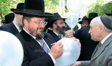 הרבנים בפגישה עם ראש העיר